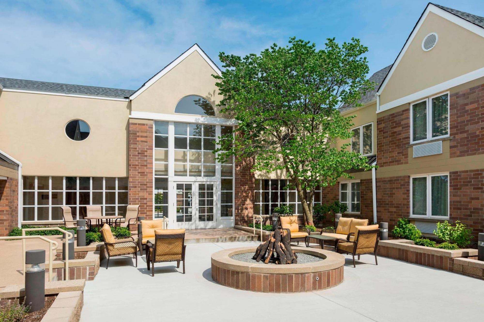 Four Points By Sheraton Buffalo Grove Exteriér fotografie